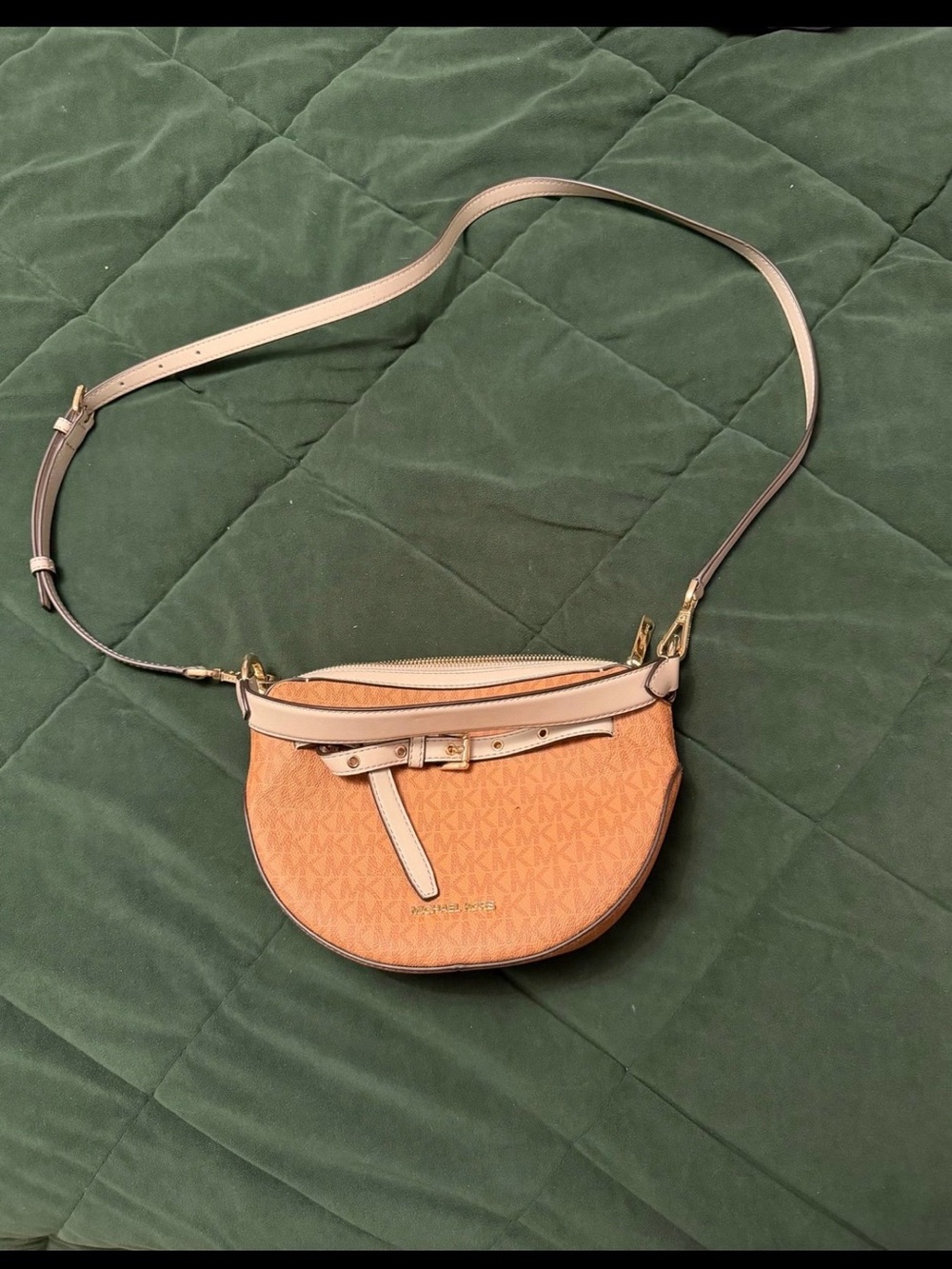 Michael Kors Crossbody Bag